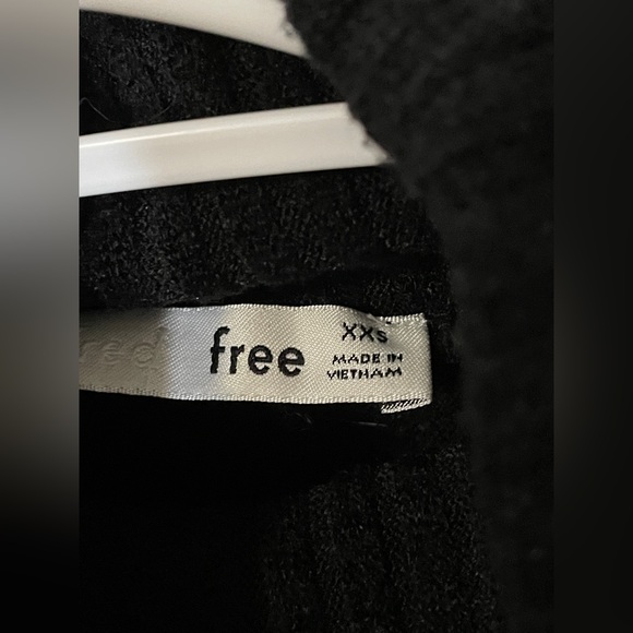 Aritzia Wilfred Free Longsleeve Black XXS Tamu Turtleneck - Picture 2 of 4